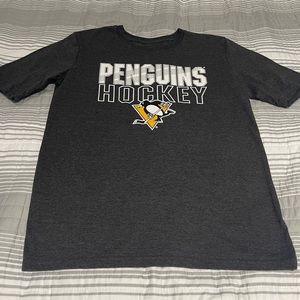 Youth XL Pittsburgh Penguins tshirt